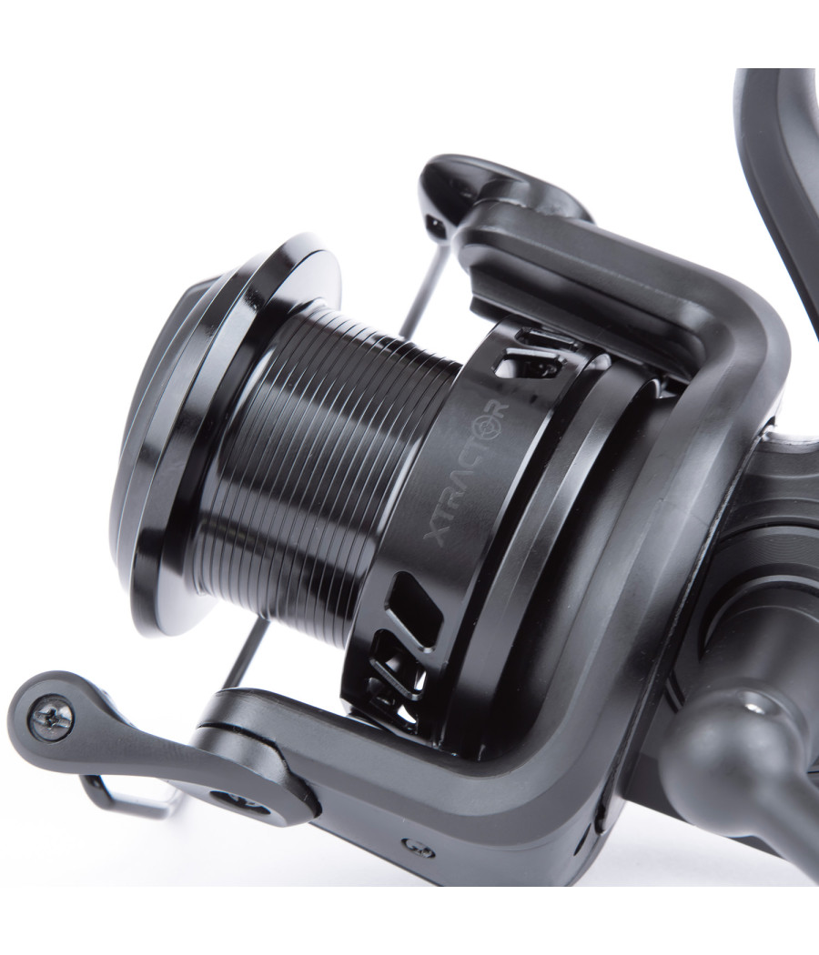 Kołowrotek Karpiowy Sonik XTRACTOR BLACK CARP REELS 6000